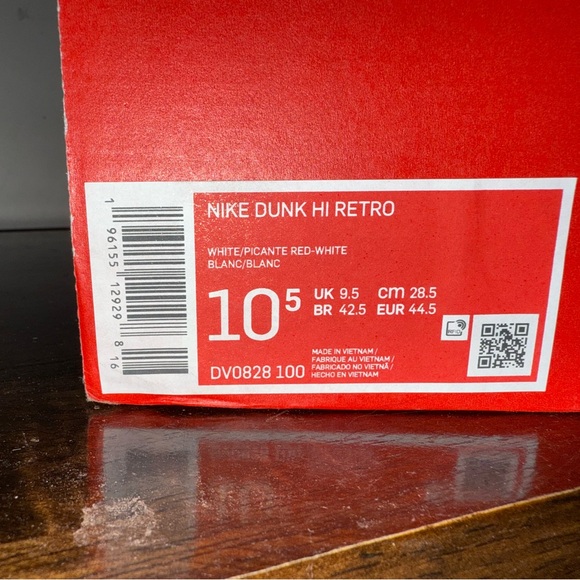 Nike Dunk High - Picture 2 of 5